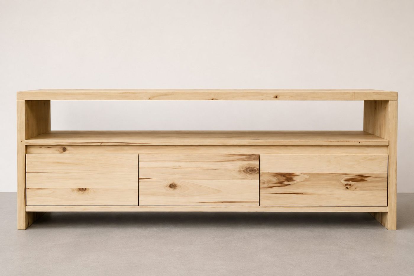 rack para tv con cajonera - álamo · Álamo macizo impregnado en 5 capas, satinado · Correderas telescópicas de cierre suave · Córdoba — mueble a medida de RGM Soluciones